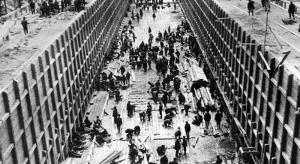 Обложка книги «Намедни. Наша эра- 1933» — Леонид Геннадьевич Парфёнов