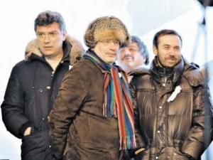 Обложка книги «Что такое для Фандорина выстрел в голову» — Борис Акунин