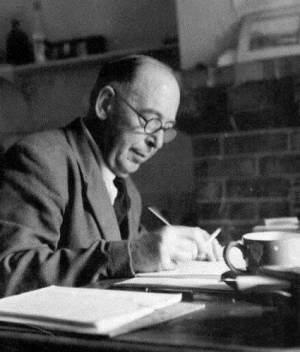 Обложка книги «О Нарнии» — Льюис Клайв